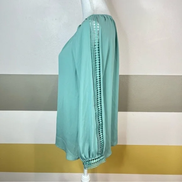 2/$25 Loft Sea Foam Green Business Casual Lightweight Feminine Pretty Blouse M - Picture 6 of 13